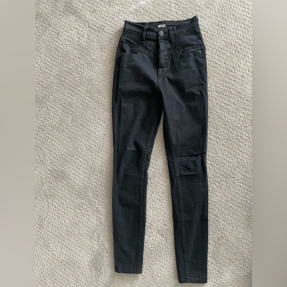 BDG women’s high rise black skinny jeans
